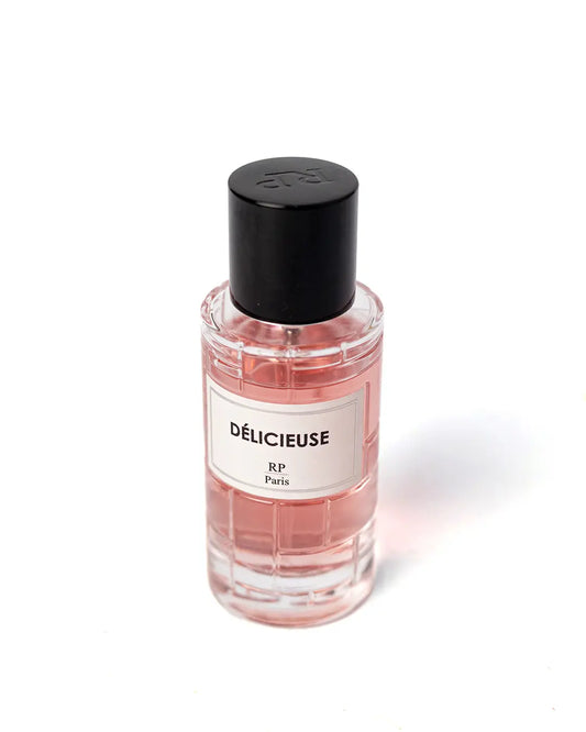 Parfum Délicieuse de RP Paris - Une fragrance féminine inspirée de Rose Vanille de Mancera. Parfum gourmand et floral disponible au Maroc sur Sentoria.ma, votre parfumerie en ligne pour les meilleurs parfums pour femmes à Casablanca et dans tout le Maroc.