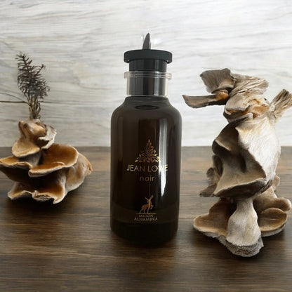 Parfum Jean Lowe Noir de Maison Alhambra - Une fragrance pour homme inspirée d'Ombre Nomade de Louis Vuitton. Explorez ce parfum intense et luxueux au Maroc sur Sentoria.ma, votre parfumerie en ligne à Casablanca. Parfums pour hommes exclusifs disponibles au Maroc.