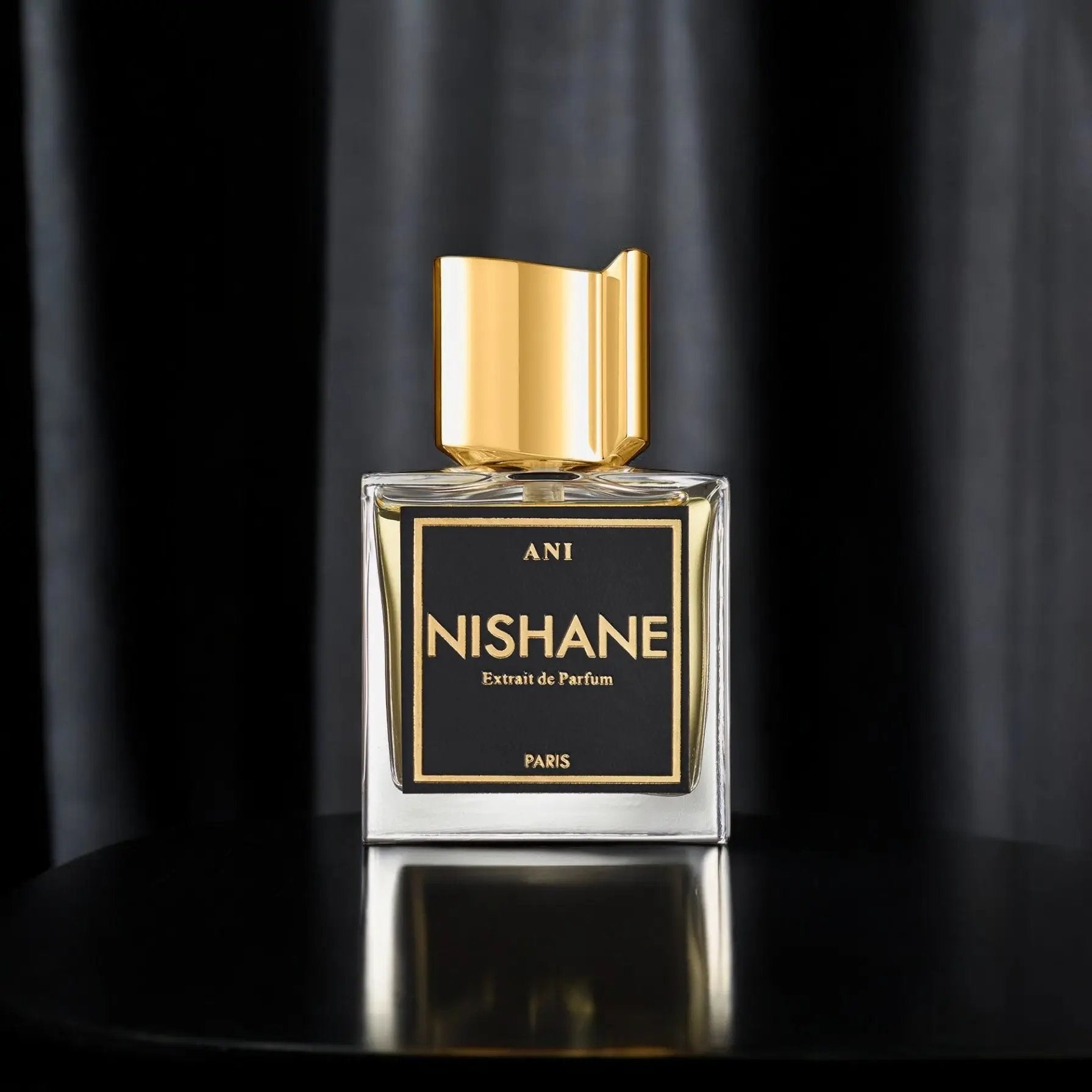Ani de Nishane, parfum de niche unisexe aux notes épicées et boisées.