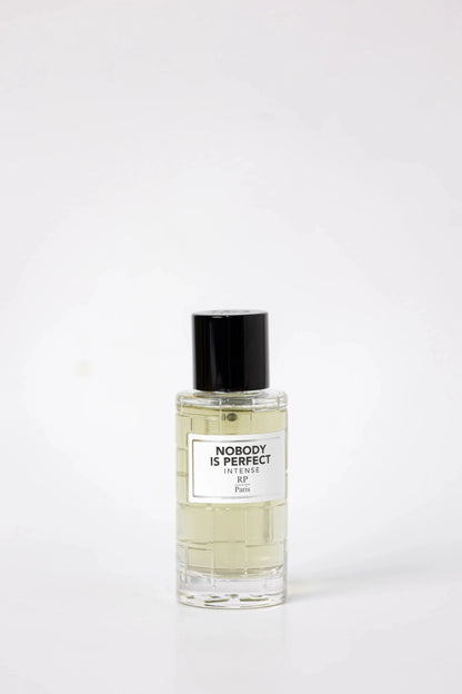 Parfum Nobody is Perfect de RP Paris - Une fragrance unisexe inspirée de Kryptonite de Khalil T. Explorez ce parfum unique et captivant au Maroc sur Sentoria.ma, votre parfumerie en ligne à Casablanca. Parfums unisexes exclusifs disponibles au Maroc.