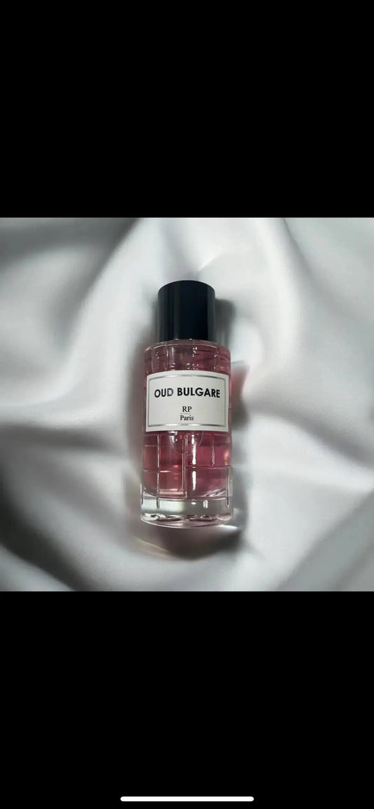 Parfum Oud Bulgare de RP Paris - Une fragrance unisexe inspirée d'Oud Ispahan de Dior. Explorez ce parfum riche et oriental au Maroc sur Sentoria.ma, votre parfumerie en ligne à Casablanca. Parfums unisexes disponibles au Maroc.