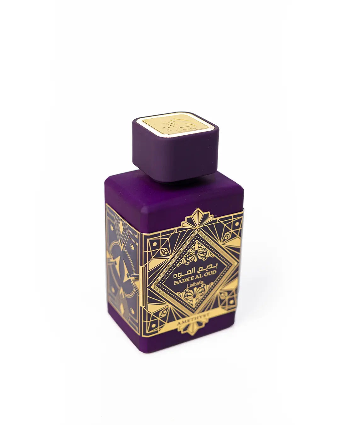 Parfum Bade'e Al Oud Amethyst de Lattafa Parfum - Une fragrance envoûtante pour femme, inspirée d'Atomic Rose d'Initio. Parfum disponible au Maroc sur Sentoria.ma, votre parfumerie en ligne pour les meilleurs parfums pour femmes à Casablanca et dans tout le Maroc.