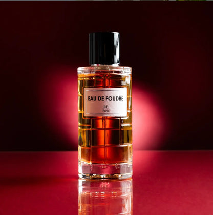 Parfum Eau de Foudre de RP Paris - Une fragrance pour homme inspirée de Bois d'Argent de Dior. Découvrez ce parfum élégant et sophistiqué au Maroc sur Sentoria.ma, votre parfumerie en ligne pour les meilleurs parfums pour hommes à Casablanca et dans tout le Maroc.